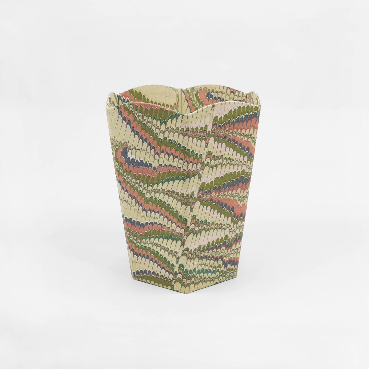 Marbled Scalloped Collapsible Basket - MOSS MOUNTAIN