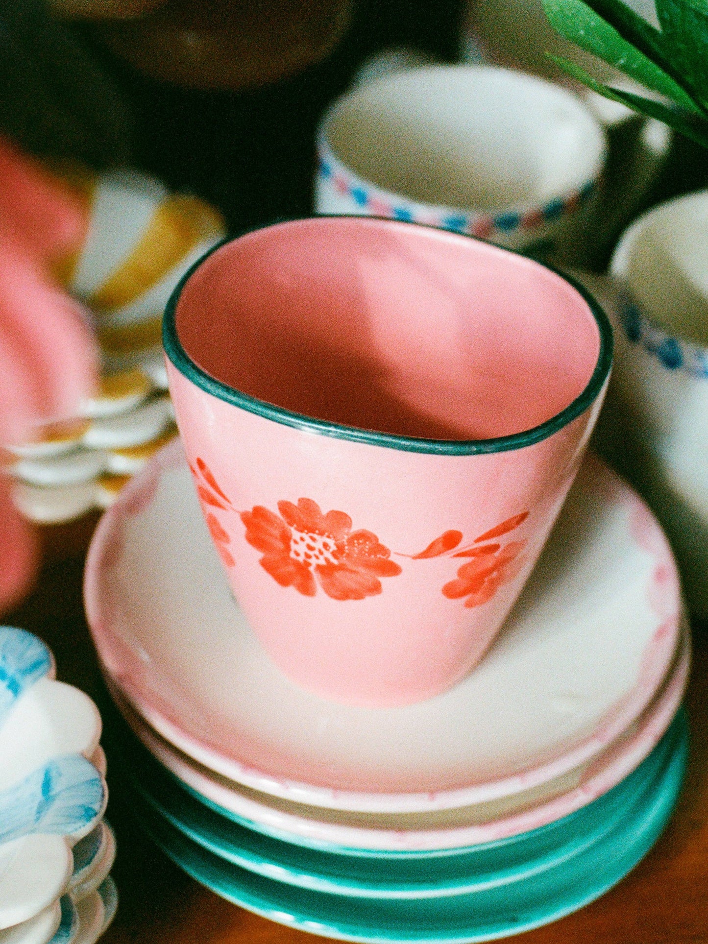 Ceramic Oval Cup