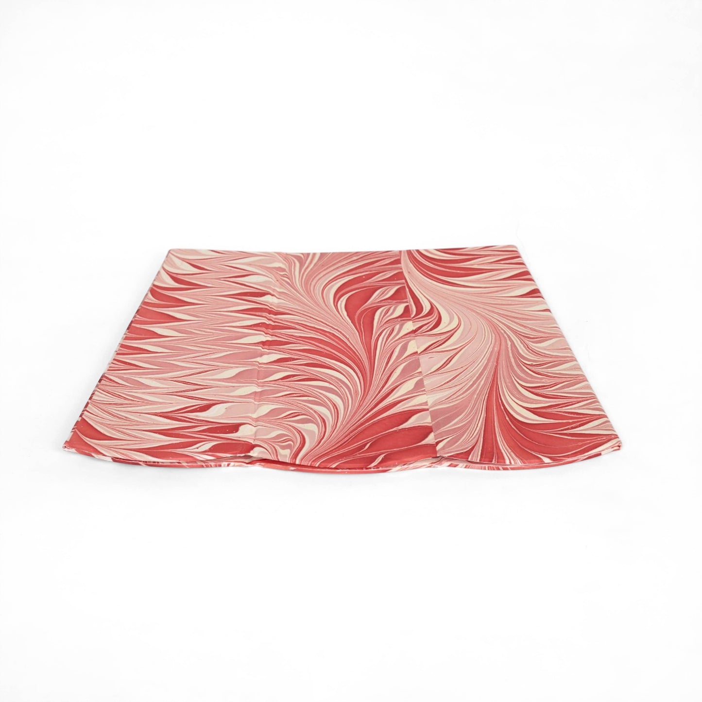 MARBLED SCALLOPED COLLAPSIBLE BASKET - RED FEATHER