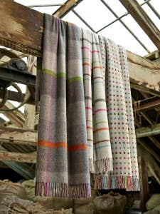 Contemporary Windowpane, Multi-Spot and Multi-Ribbon Range: Windowpane Beige
