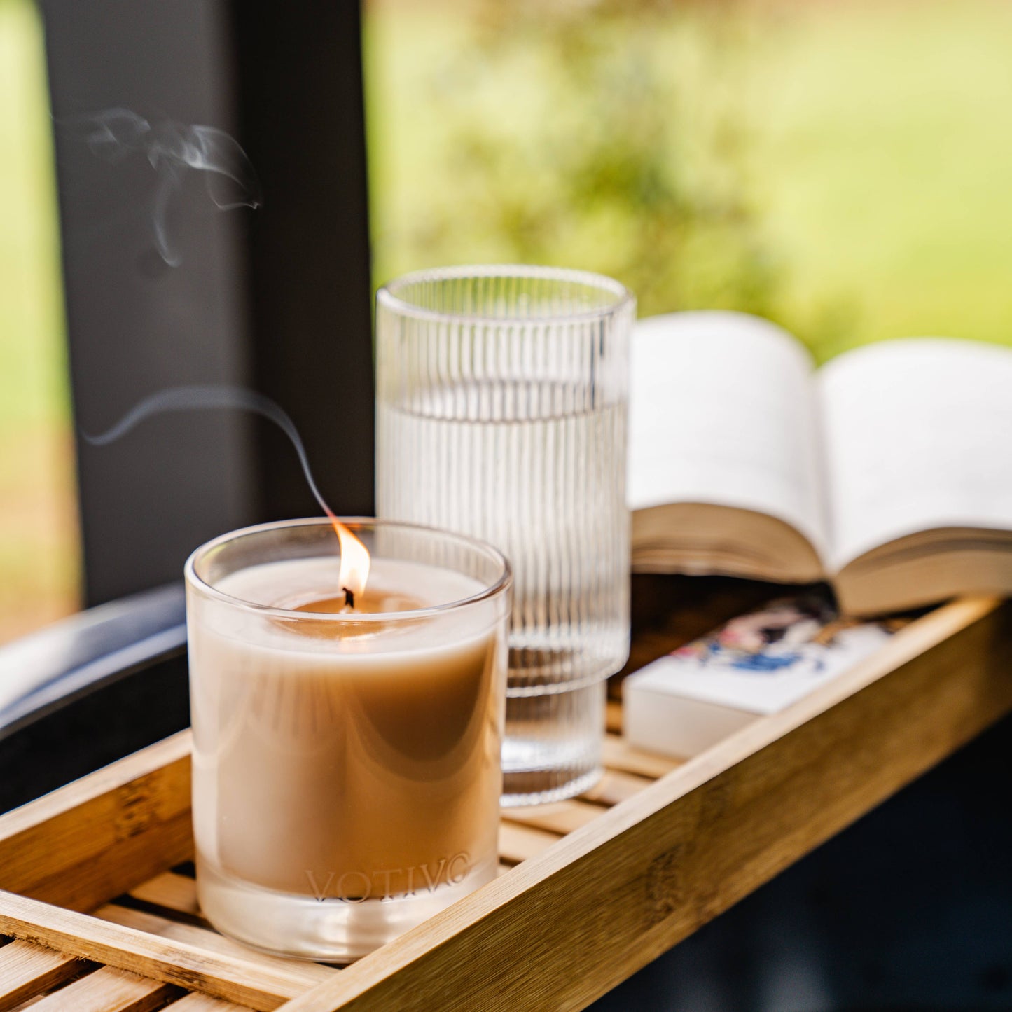 Fresh Tomato Leaf Signature 10 oz Candle | Garden Scent