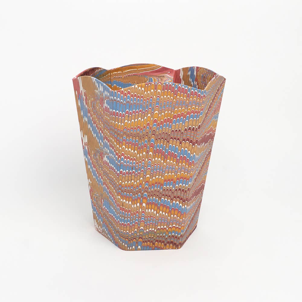 MARBLED SCALLOPED COLLAPSIBLE BASKET - DESERT : Desert Feather