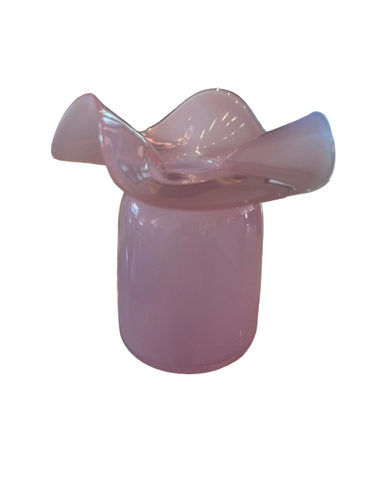 Ruffles Bud Vase: Pink - 5”x4”